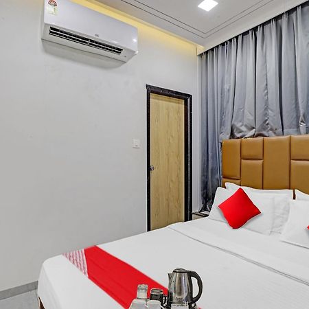 Hotel O Royal Orbit Surat Bagian luar foto