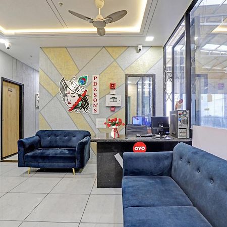 Hotel O Royal Orbit Surat Bagian luar foto